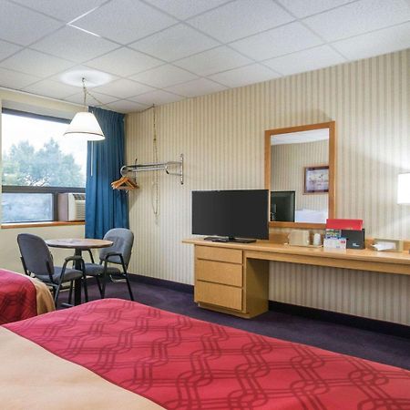 Econo Lodge Manchester Kültér fotó